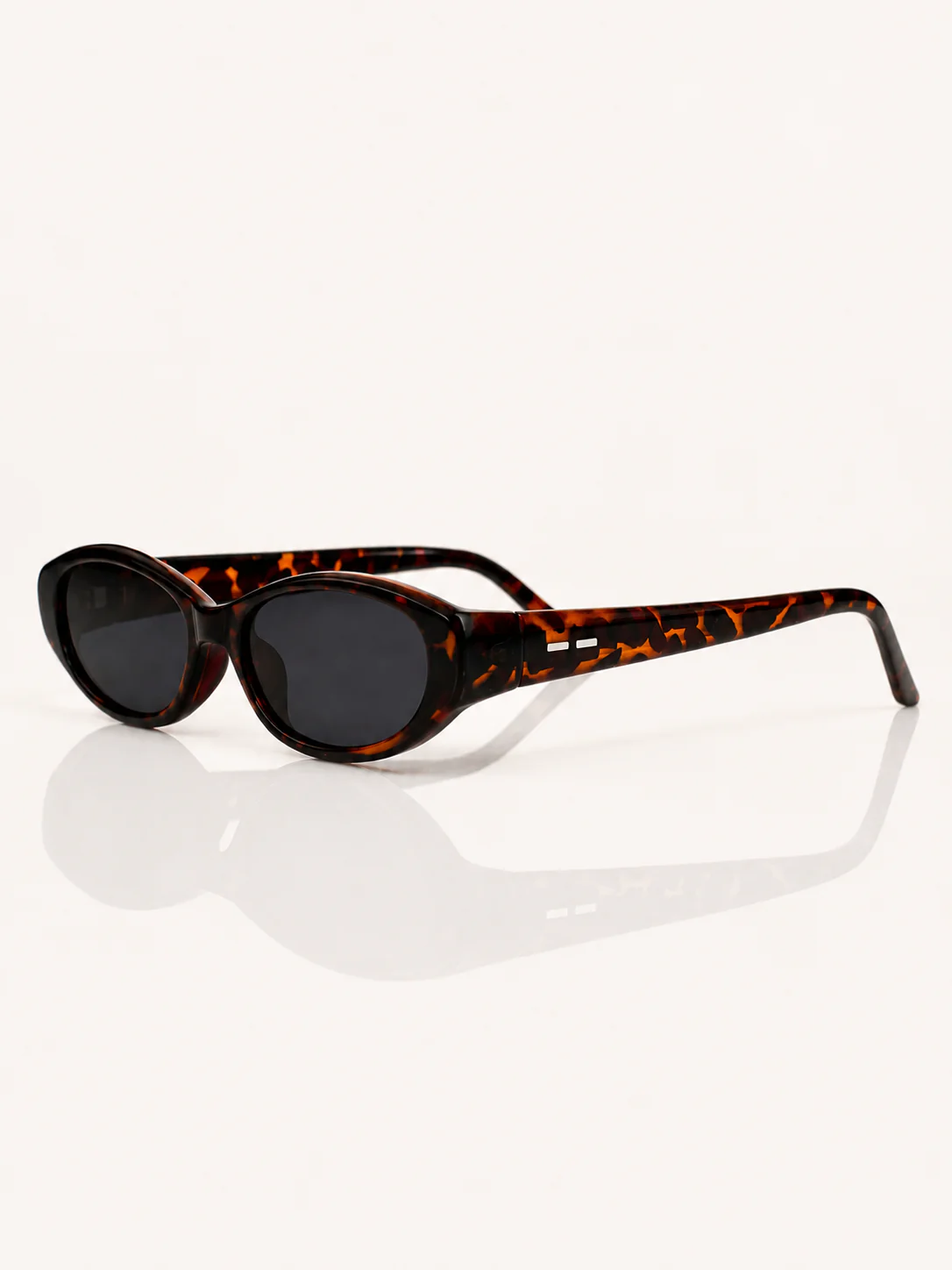 Clara Sunglasses - Image 3